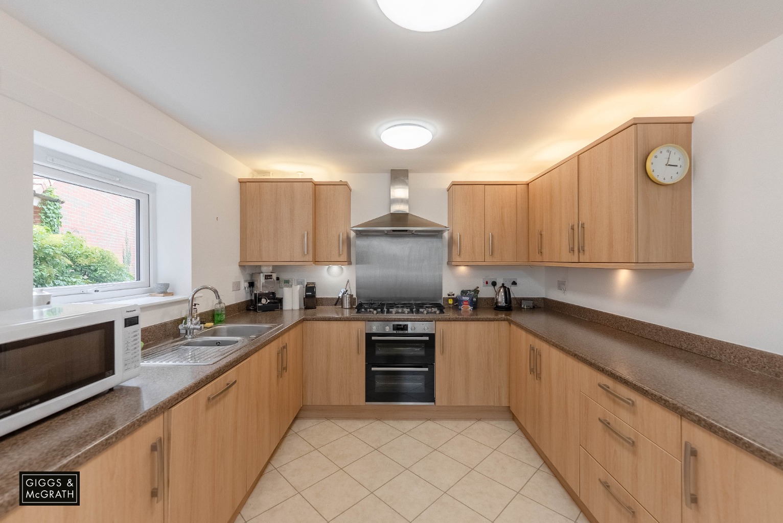 4 bed detached house for sale in Green Walk, Cambridgeshire 1