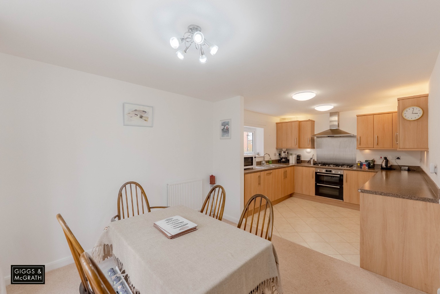 4 bed detached house for sale in Papworth Everard, Cambridgeshire  - Property Image 6