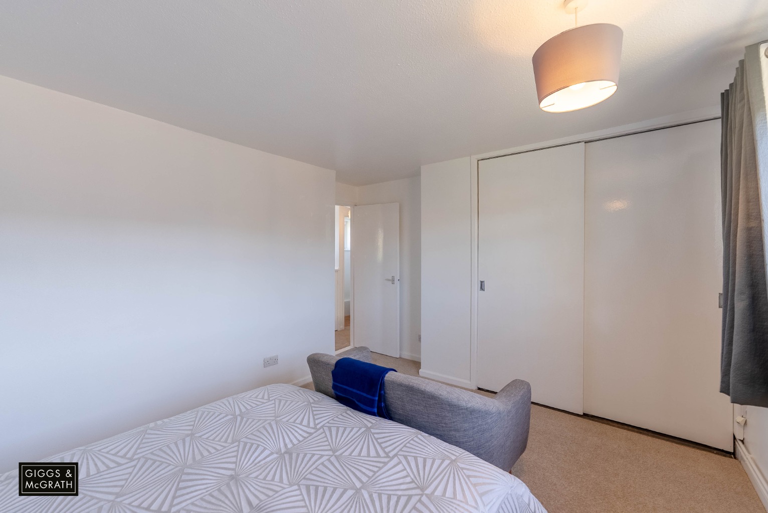 3 bed end of terrace house for sale in Bedford Avenue, Cambridgeshire 10