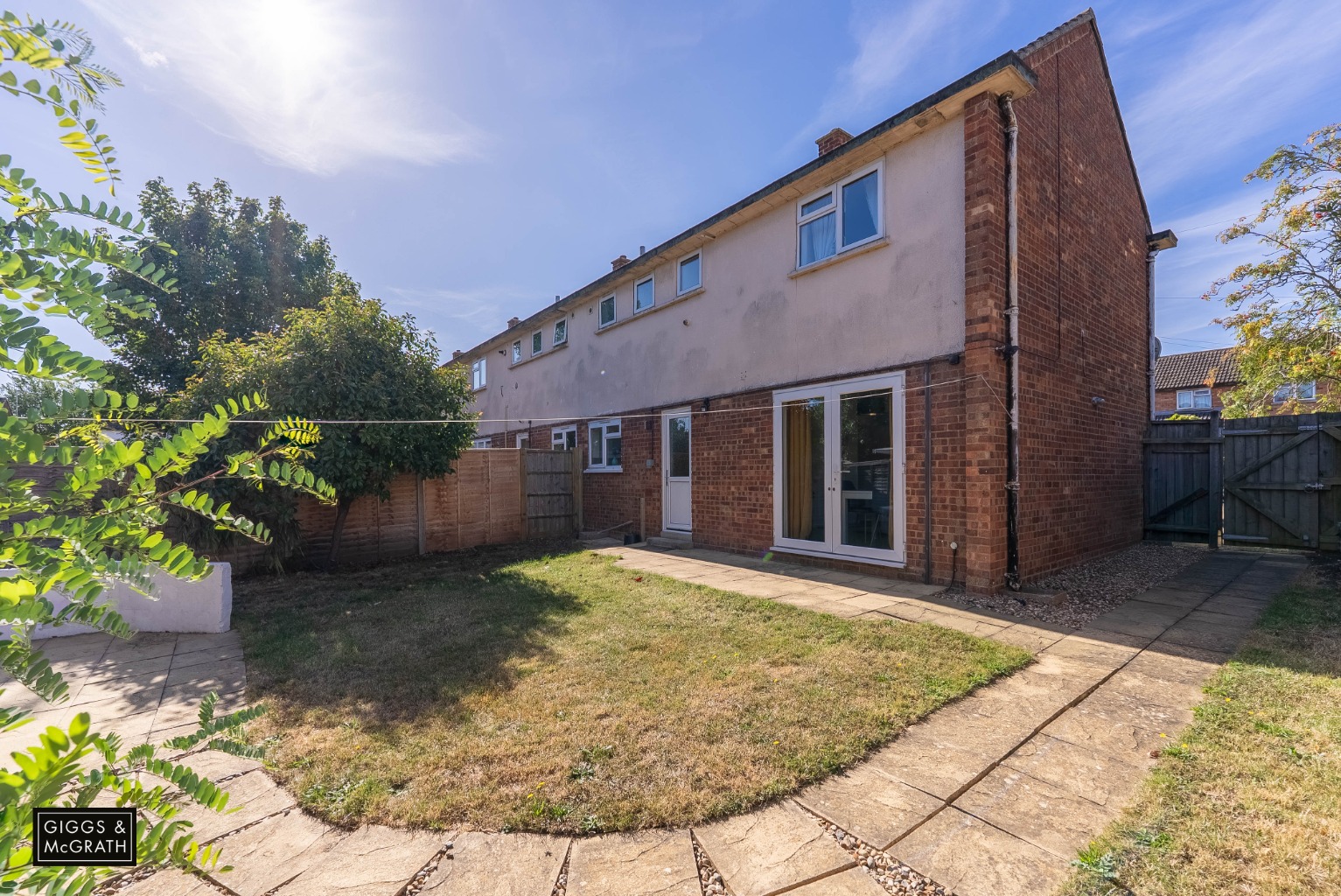 3 bed end of terrace house for sale in Wyton, Cambridgeshire  - Property Image 4