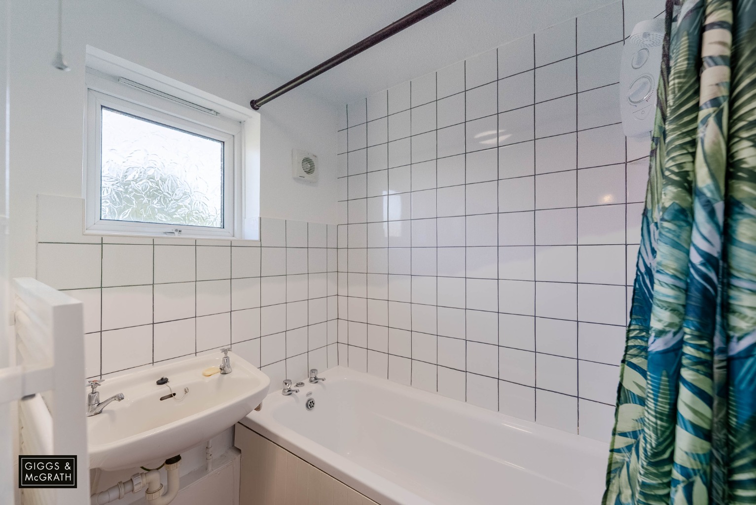 3 bed end of terrace house for sale in Wyton, Cambridgeshire  - Property Image 14
