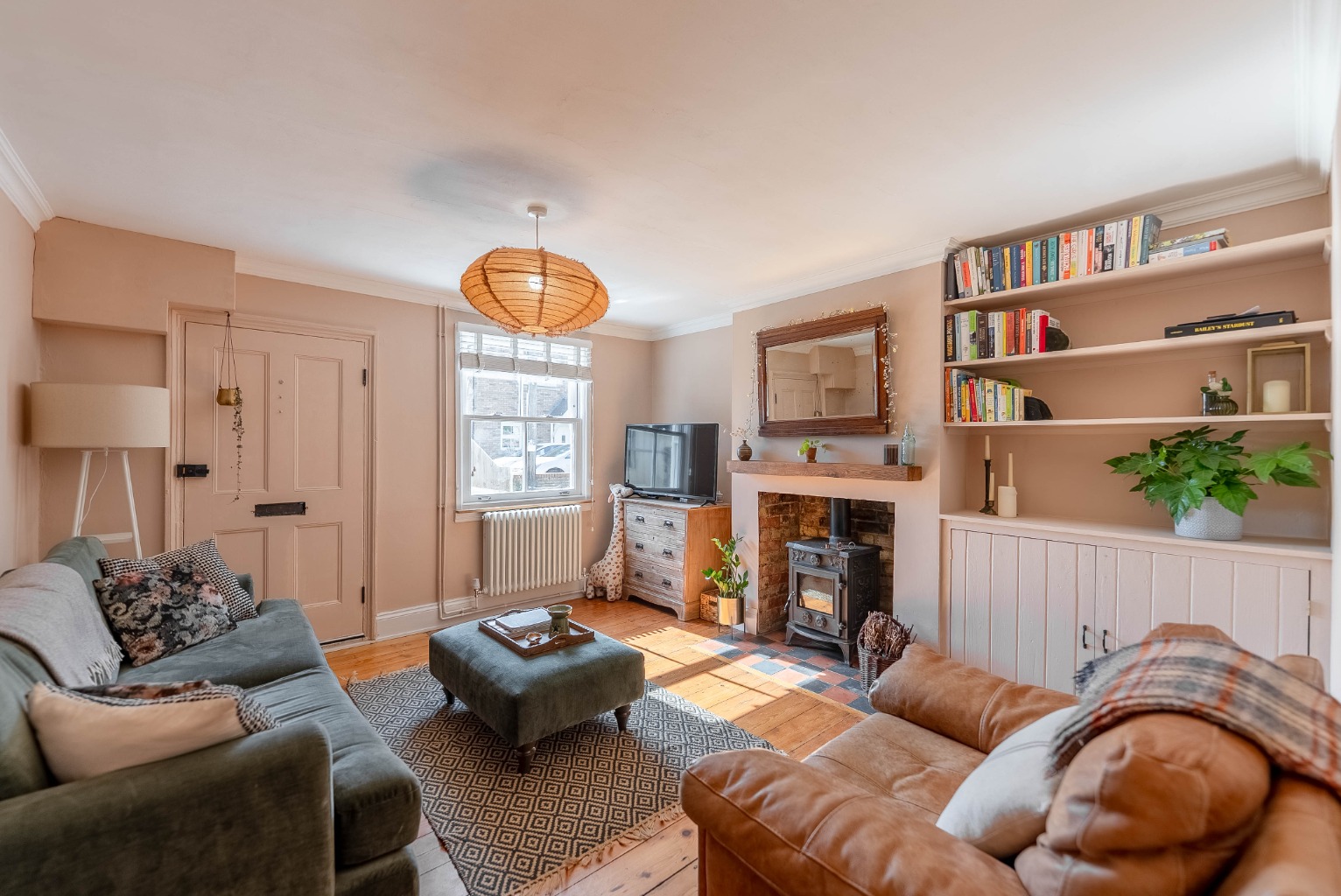 2 bed end of terrace house for sale in High Street, Cambridgeshire 1