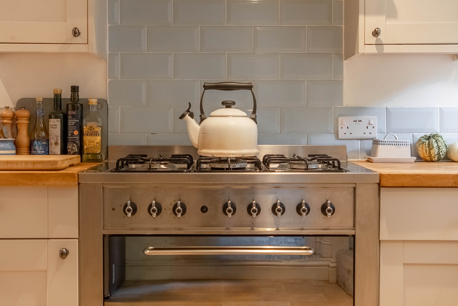 2 bed end of terrace house for sale in High Street, Cambridgeshire  - Property Image 9