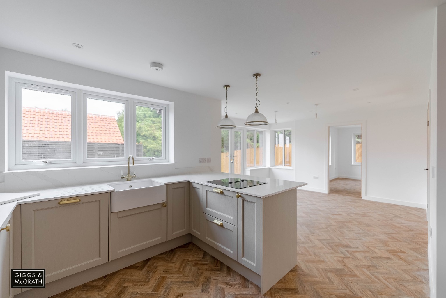 4 bed detached house for sale in Thrapston Road, Huntingdon 11