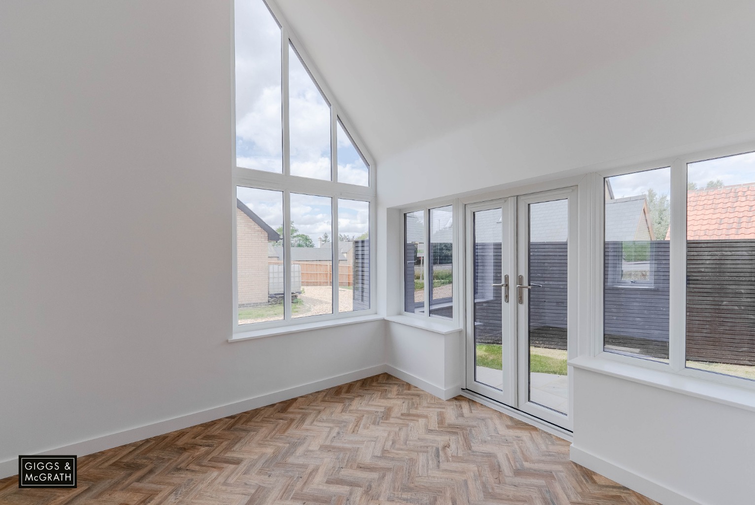 4 bed detached house for sale in Thrapston Road, Huntingdon 5