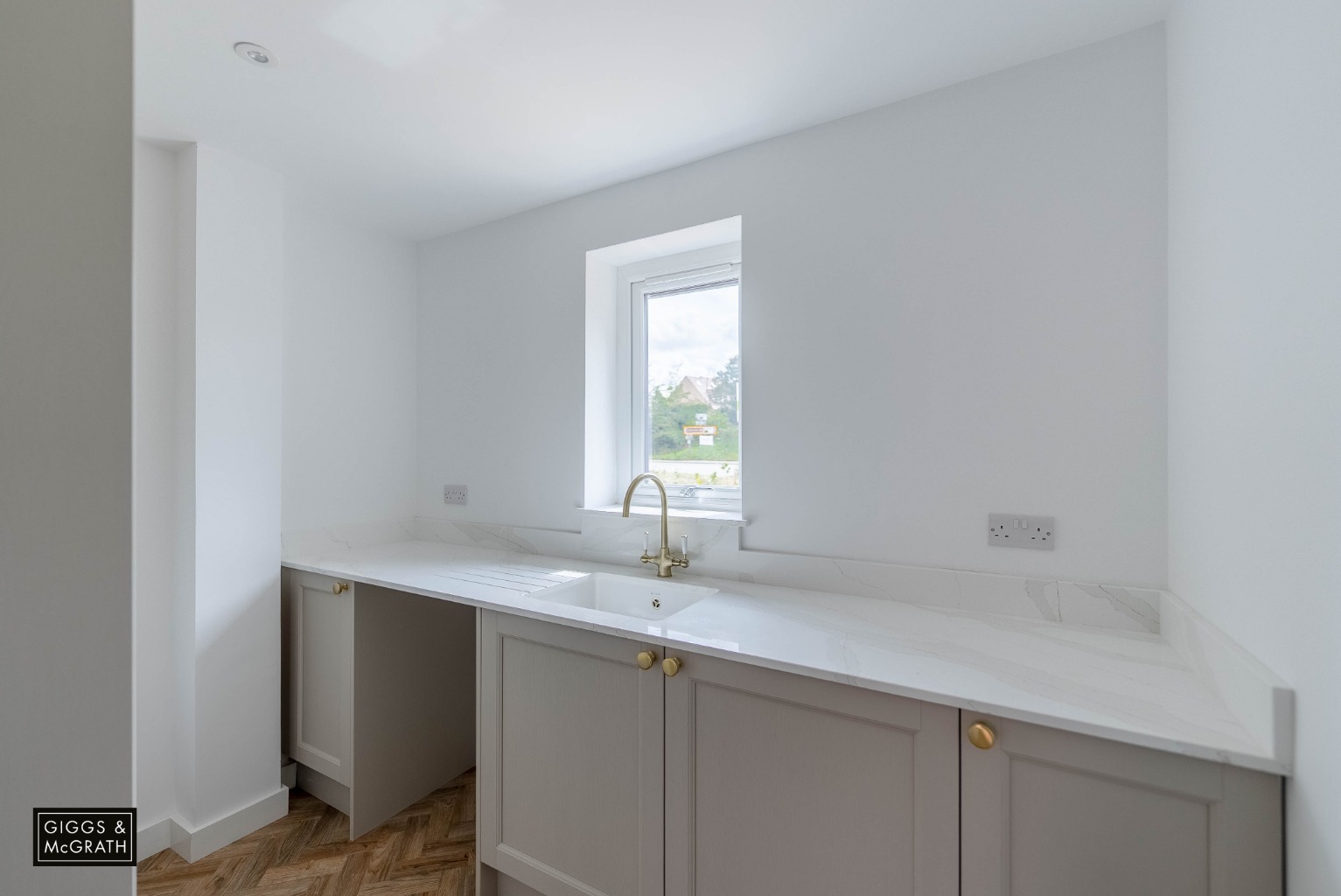 4 bed detached house for sale in Thrapston Road, Huntingdon  - Property Image 13