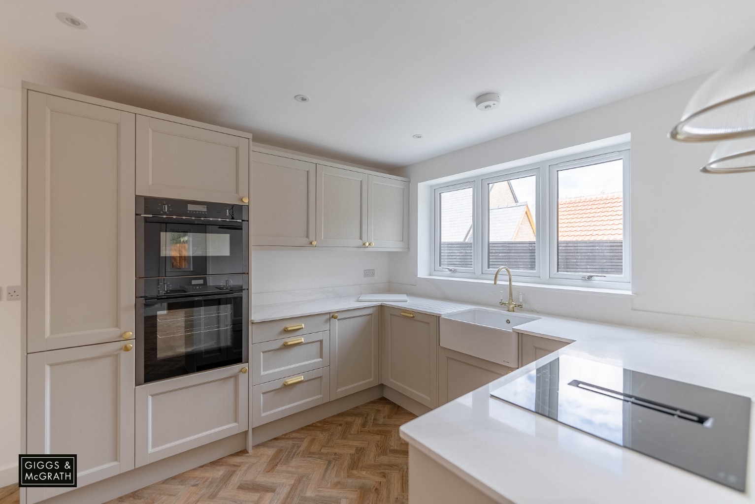 4 bed detached house for sale in Thrapston Road, Huntingdon 3