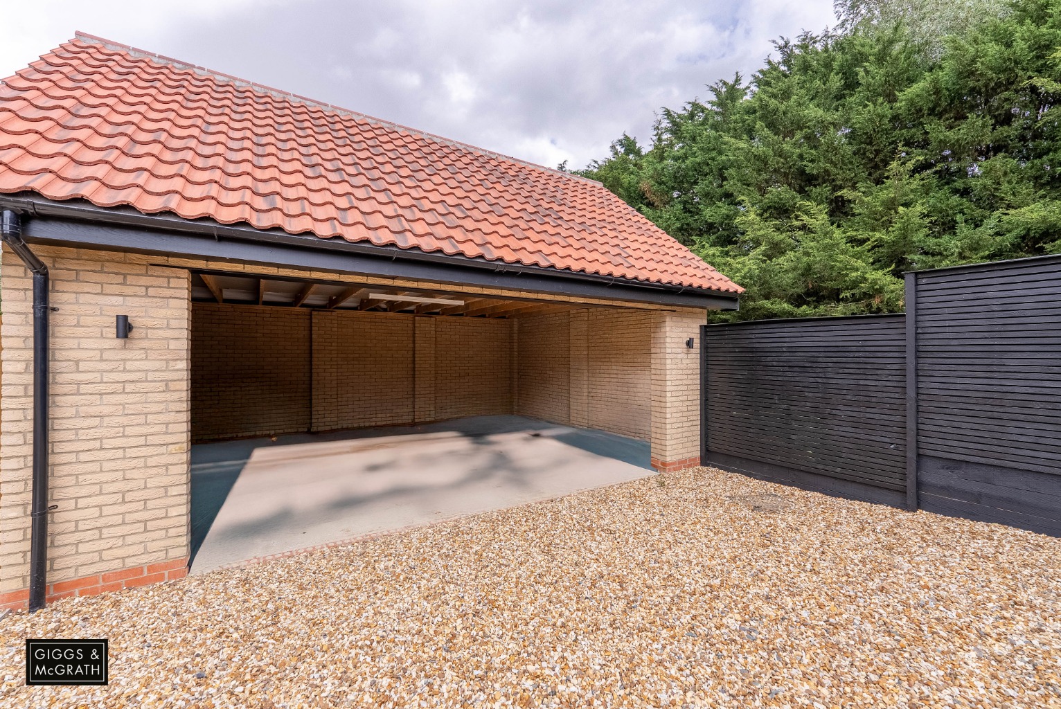 4 bed detached house for sale in Thrapston Road, Huntingdon 21