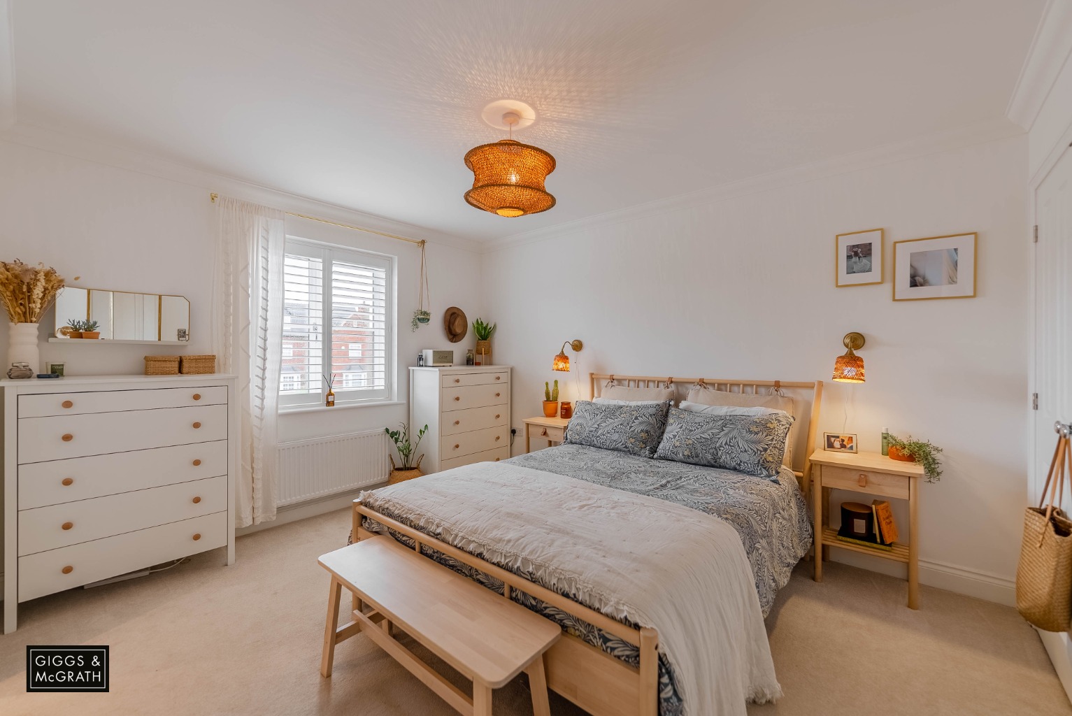 3 bed link detached house for sale in Senliz Road, Cambridgeshire 3