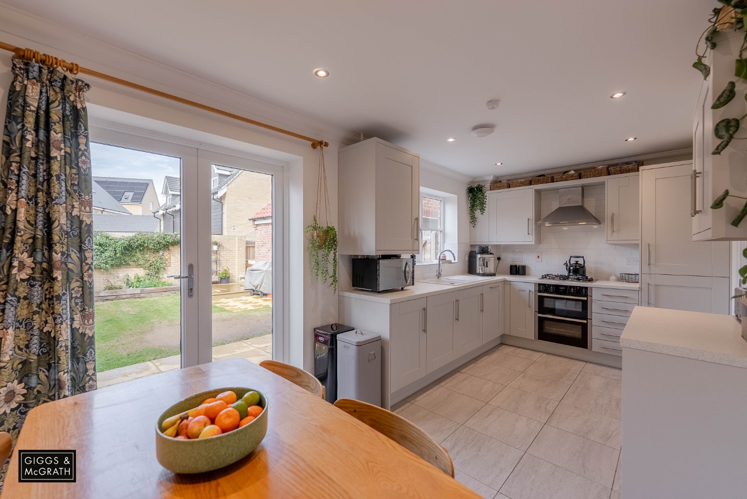 3 bed link detached house for sale in Senliz Road, Cambridgeshire 1