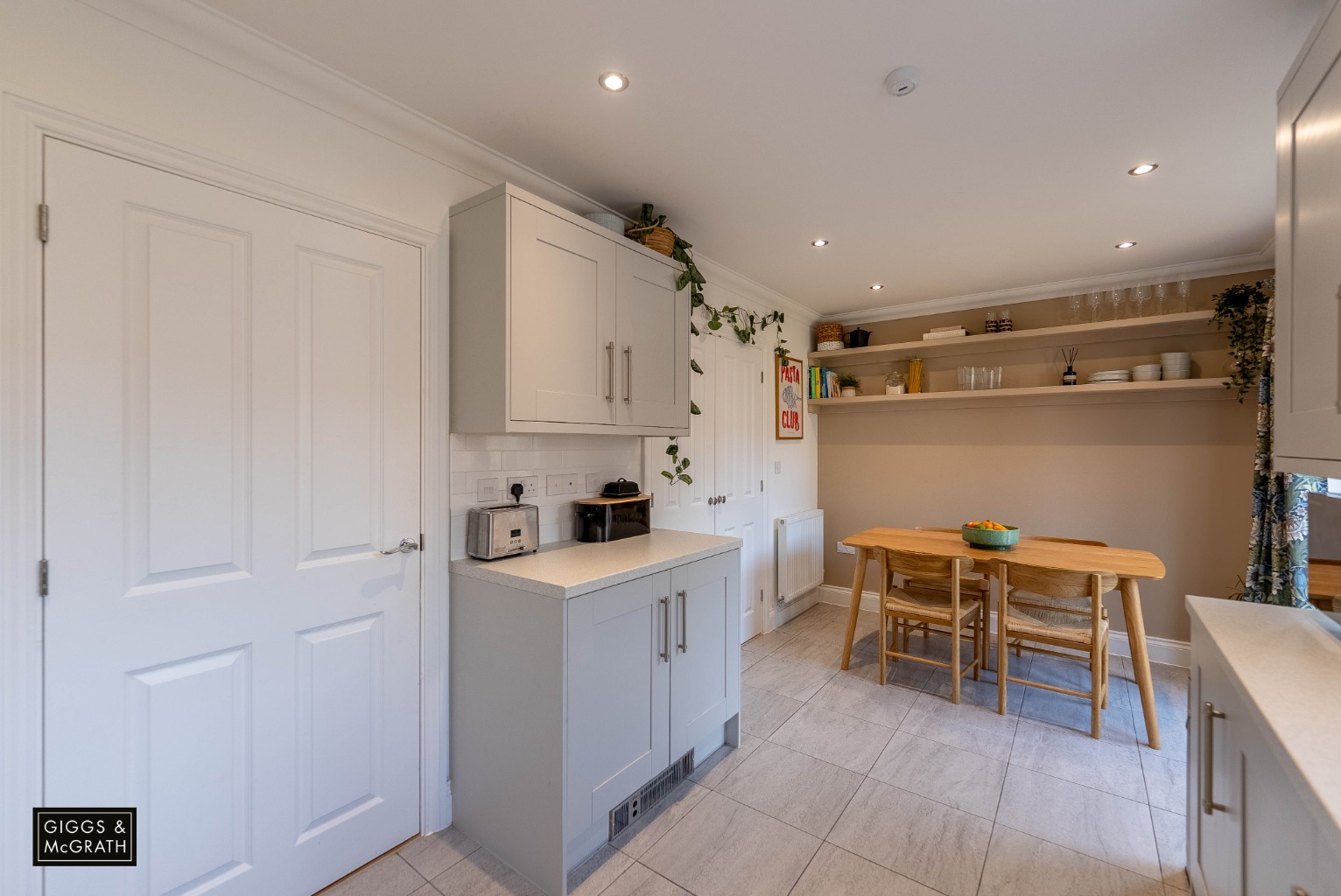 3 bed link detached house for sale in Senliz Road, Cambridgeshire 7