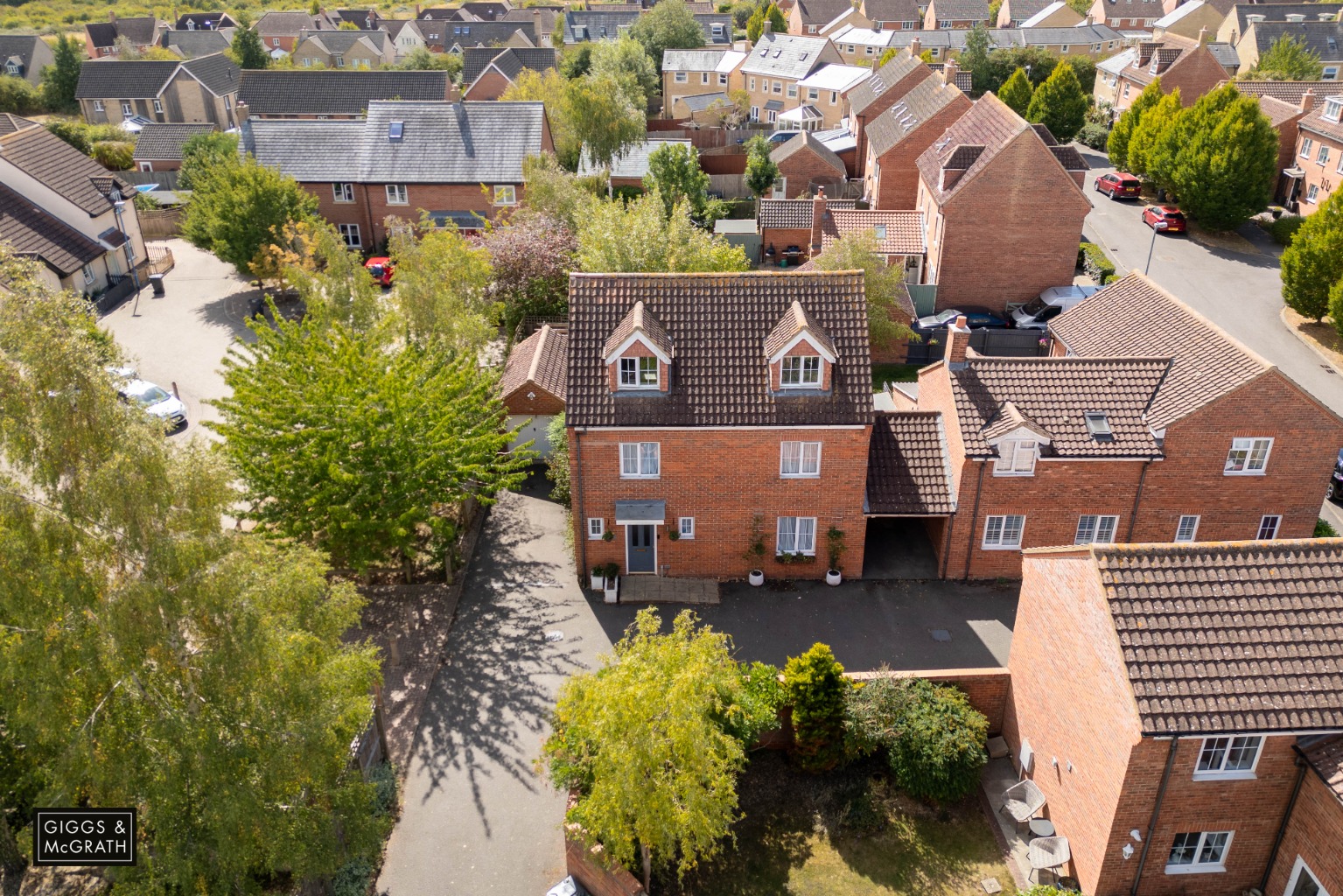 4 bed link detached house for sale in Great Cambourne, Cambridgeshire  - Property Image 23