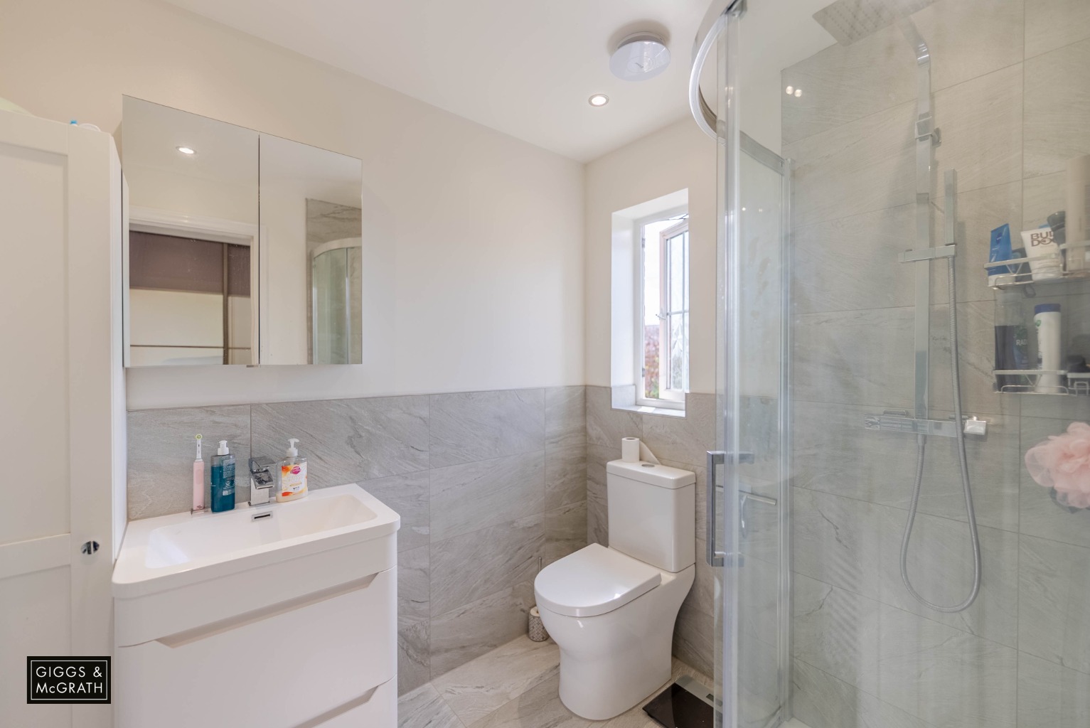 4 bed link detached house for sale in Great Cambourne, Cambridgeshire  - Property Image 11