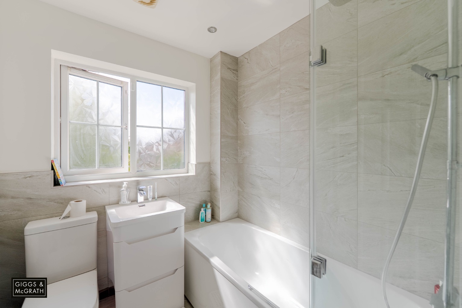 4 bed link detached house for sale in Great Cambourne, Cambridgeshire  - Property Image 14