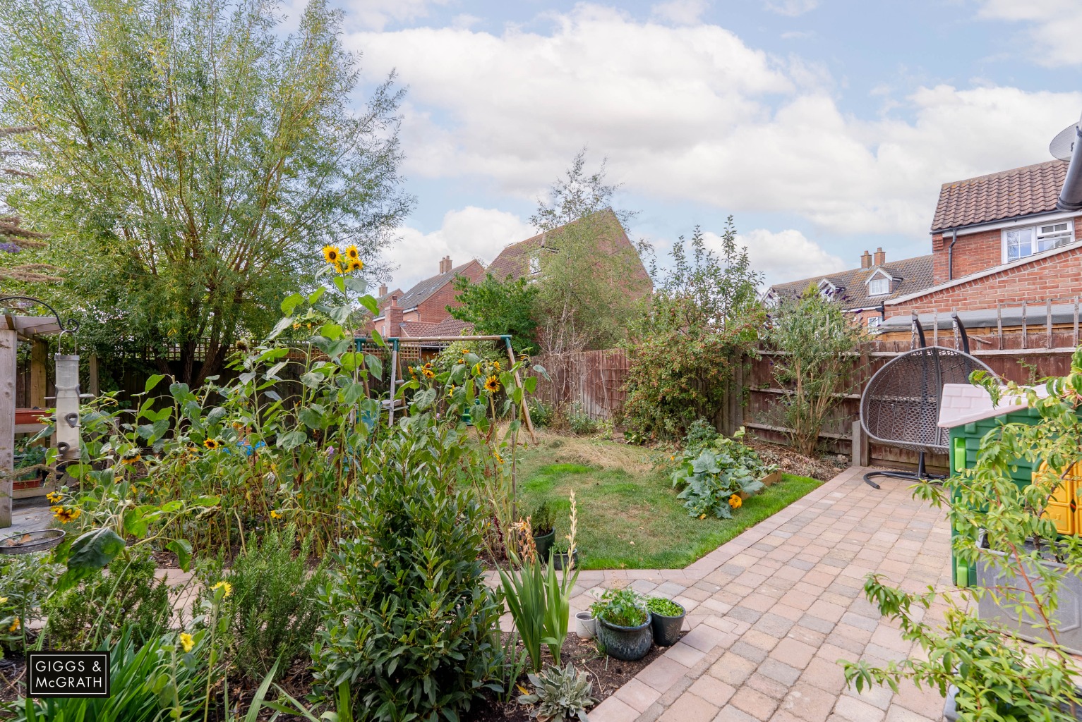 4 bed link detached house for sale in Great Cambourne, Cambridgeshire  - Property Image 19
