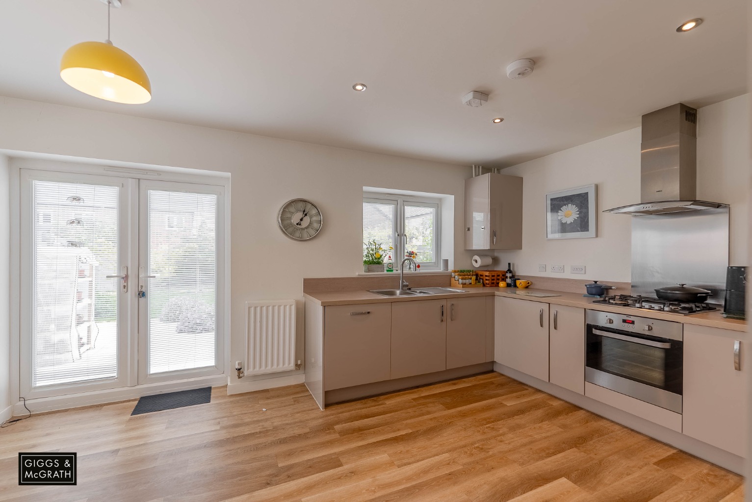 3 bed detached house for sale in Walston Way, Huntingdon 1