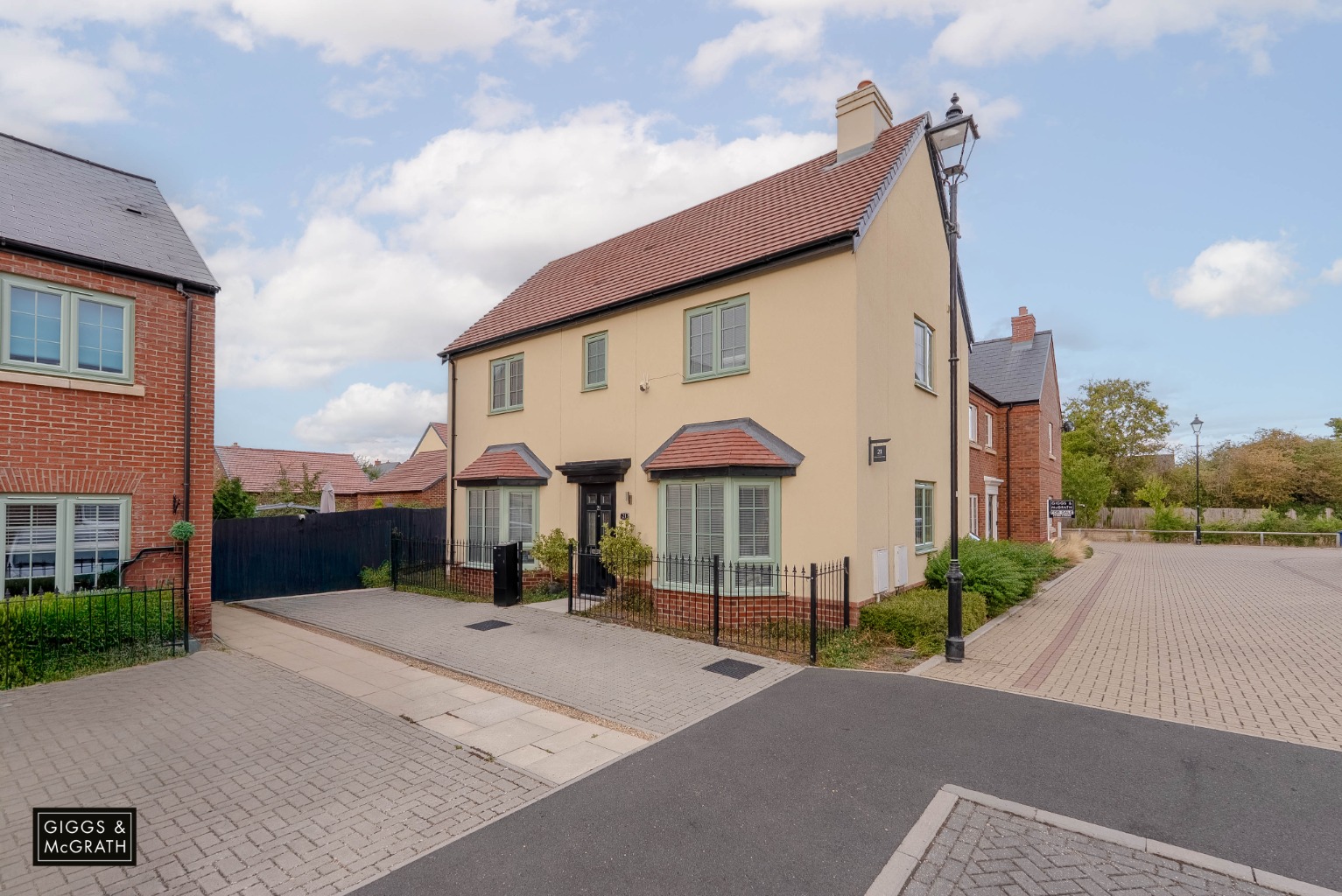 3 bed detached house for sale in Walston Way, Huntingdon, PE28