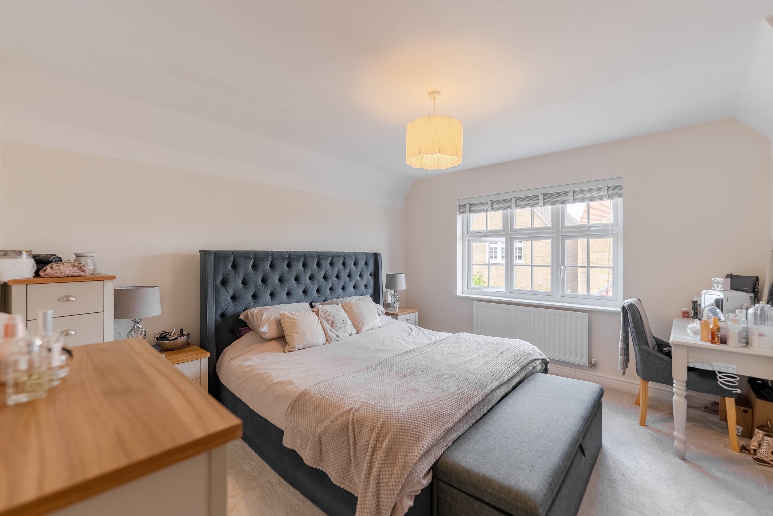 4 bed detached house for sale in Peccle Close, Huntingdon  - Property Image 9