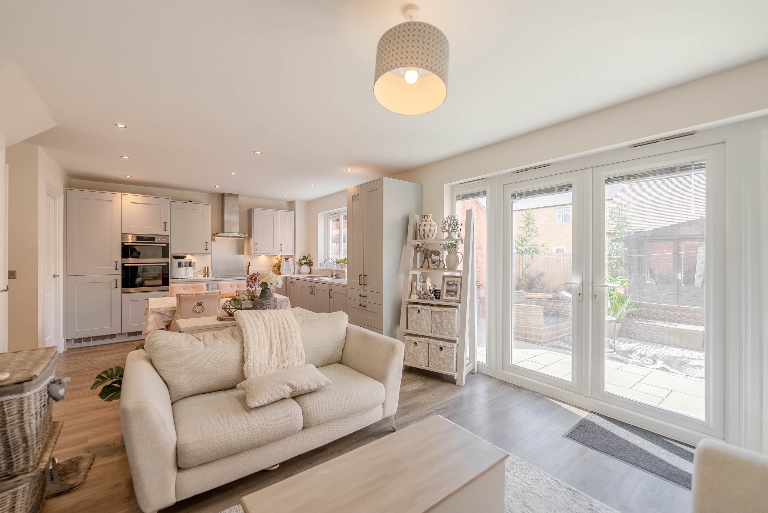 4 bed detached house for sale in Peccle Close, Huntingdon  - Property Image 2