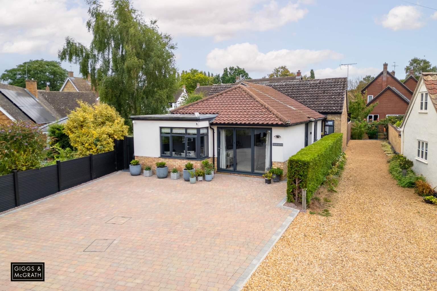 4 bed detached bungalow for sale in Potton Road, Huntingdon, PE28
