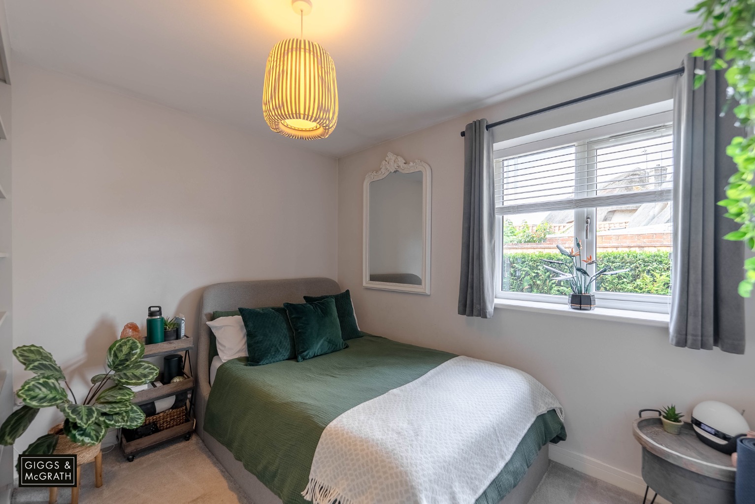 4 bed detached bungalow for sale in Potton Road, Huntingdon 12