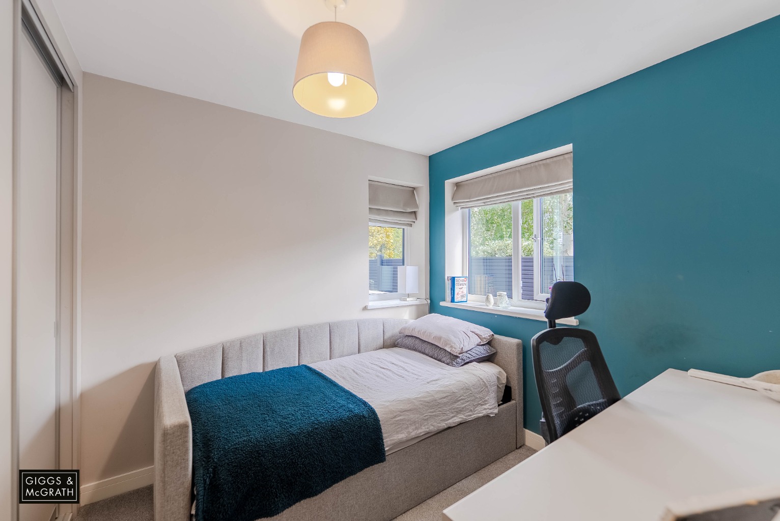 4 bed detached bungalow for sale in Potton Road, Huntingdon 13