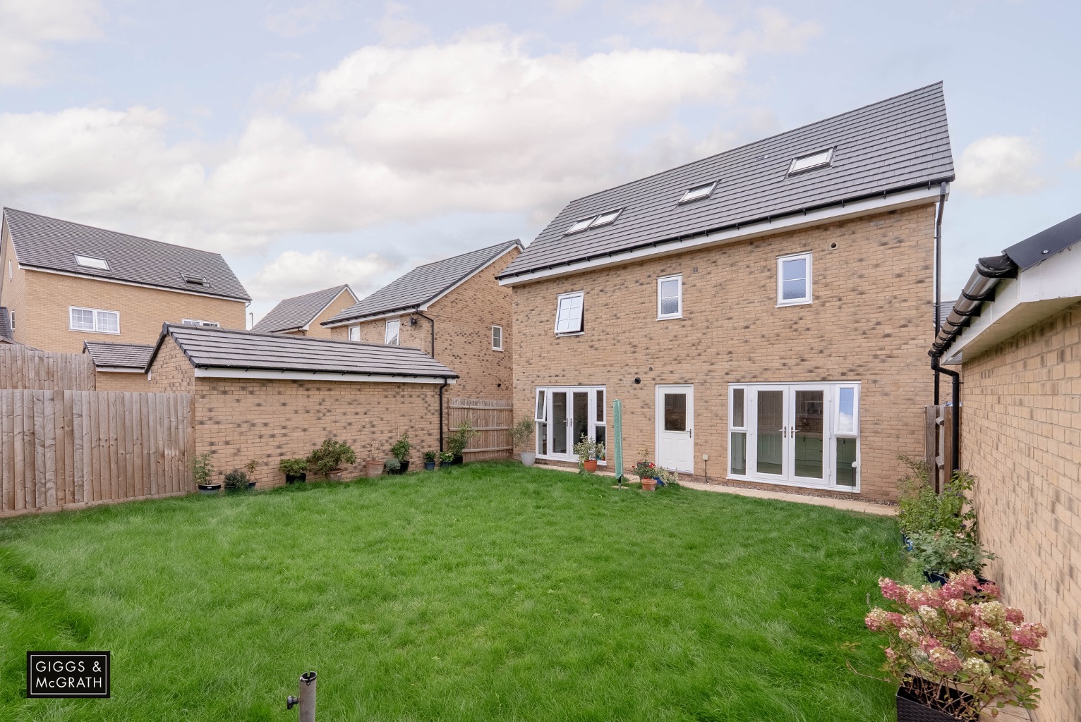 5 bed detached house for sale in Cobbler Drive, Huntingdon  - Property Image 25