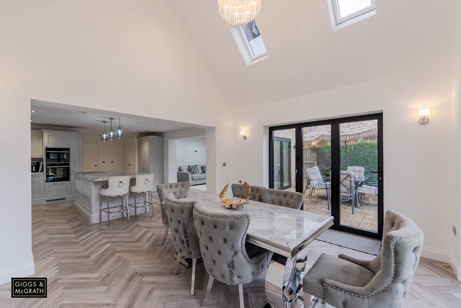5 bed detached house for sale in Oldhurst Road, Huntingdon  - Property Image 6