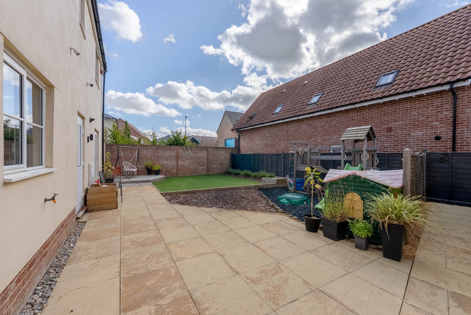 3 bed detached house for sale in Bayley Road, Huntingdon 5