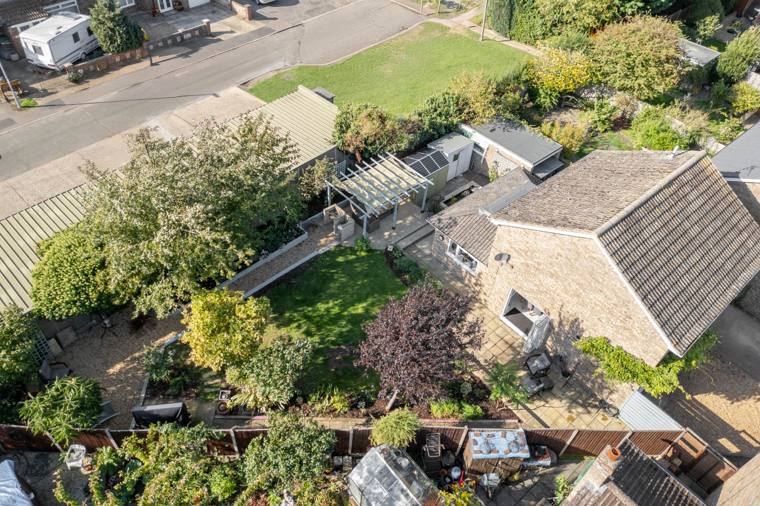 4 bed detached house for sale in Harvey Drive, Huntingdon 18