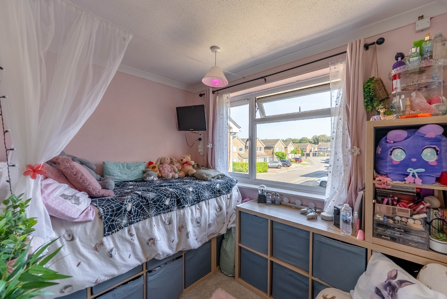 4 bed detached house for sale in Harvey Drive, Huntingdon  - Property Image 9