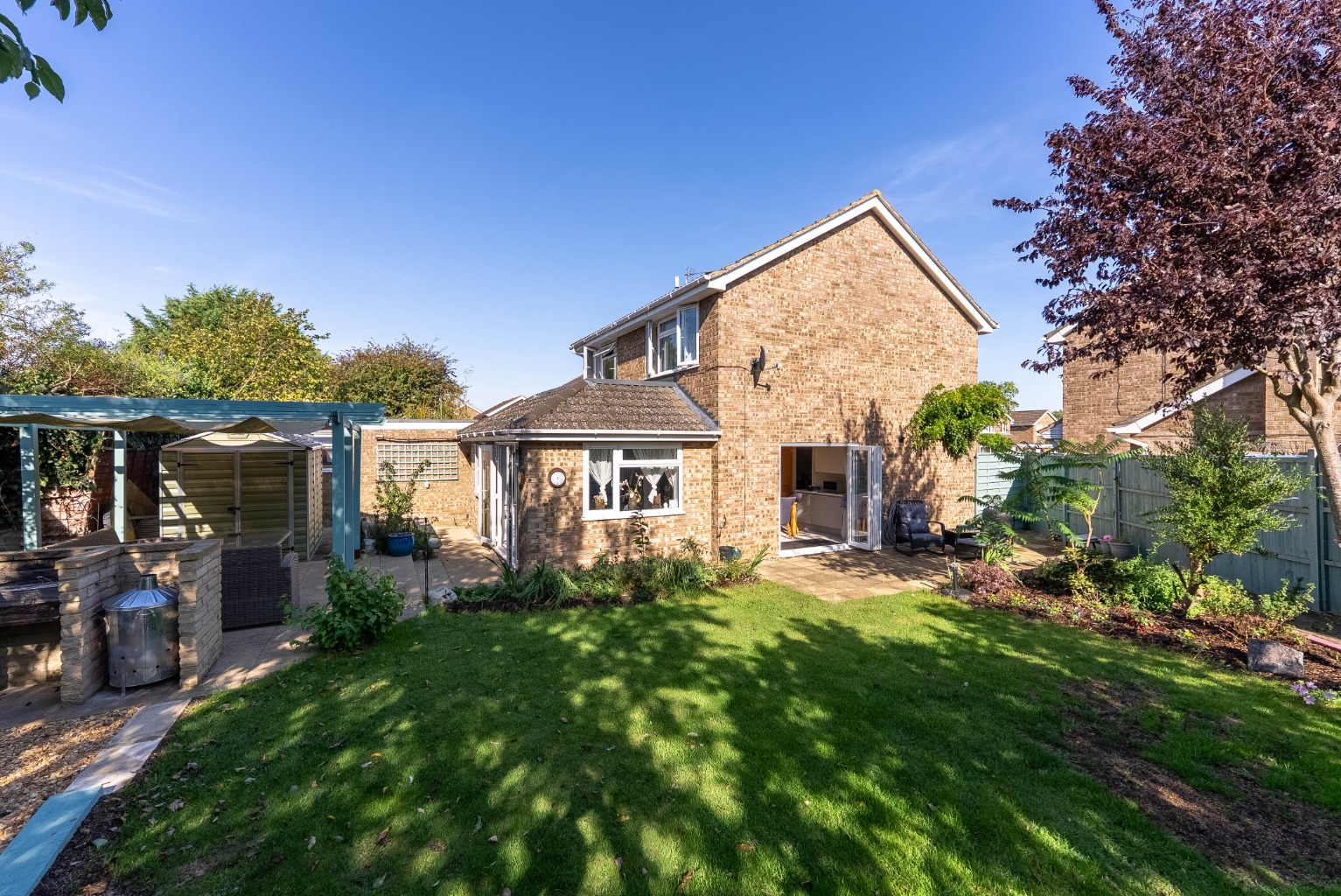 4 bed detached house for sale in Harvey Drive, Huntingdon  - Property Image 1