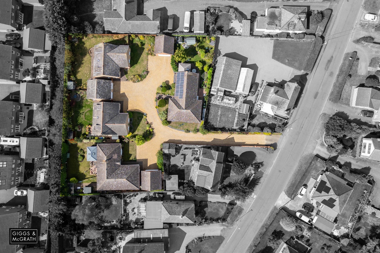 4 bed chalet for sale in Ash Close, Huntingdon 20