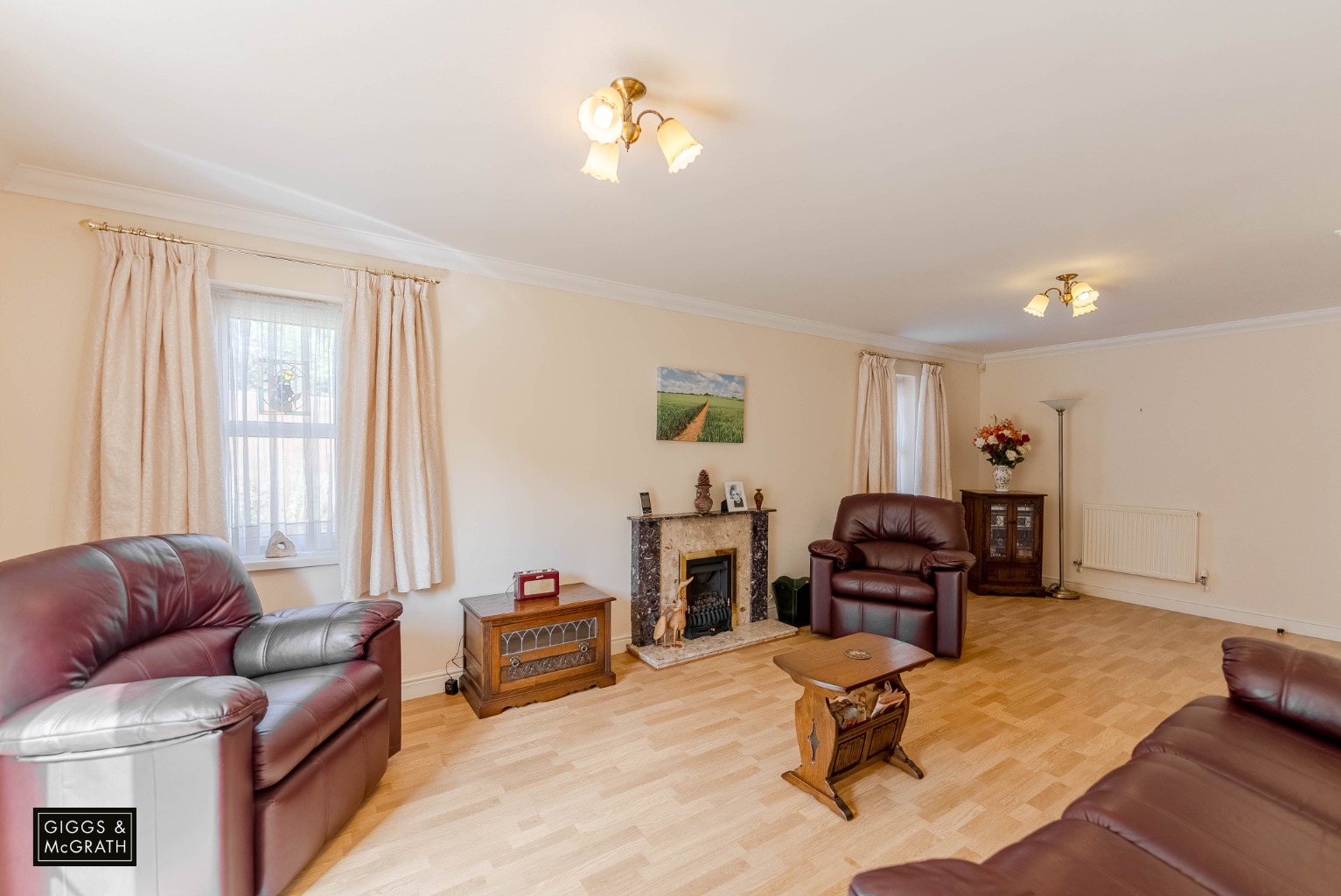 4 bed chalet for sale in Ash Close, Huntingdon  - Property Image 6