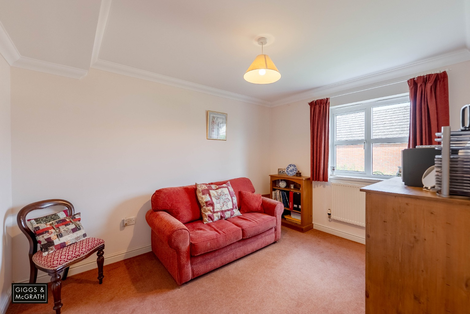 4 bed chalet for sale in Ash Close, Huntingdon  - Property Image 9