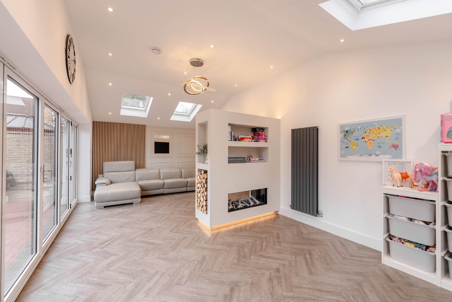 4 bed detached bungalow for sale in Alconbury, Cambridgeshire  - Property Image 9