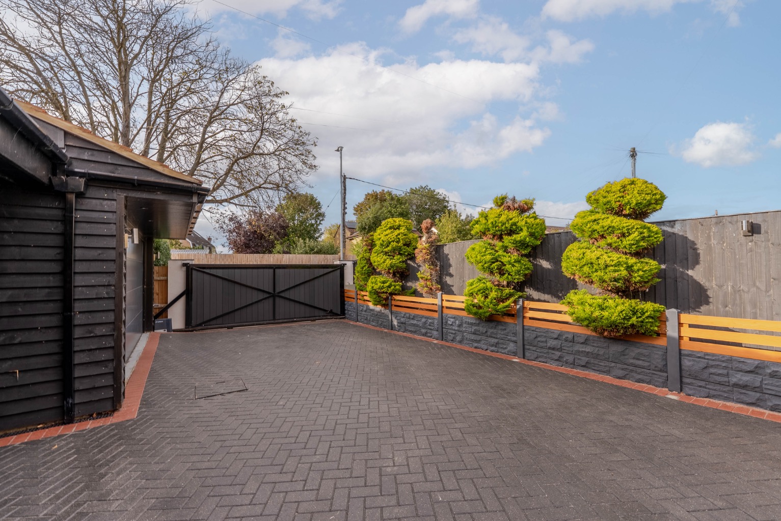 4 bed detached bungalow for sale in Alconbury, Cambridgeshire  - Property Image 25