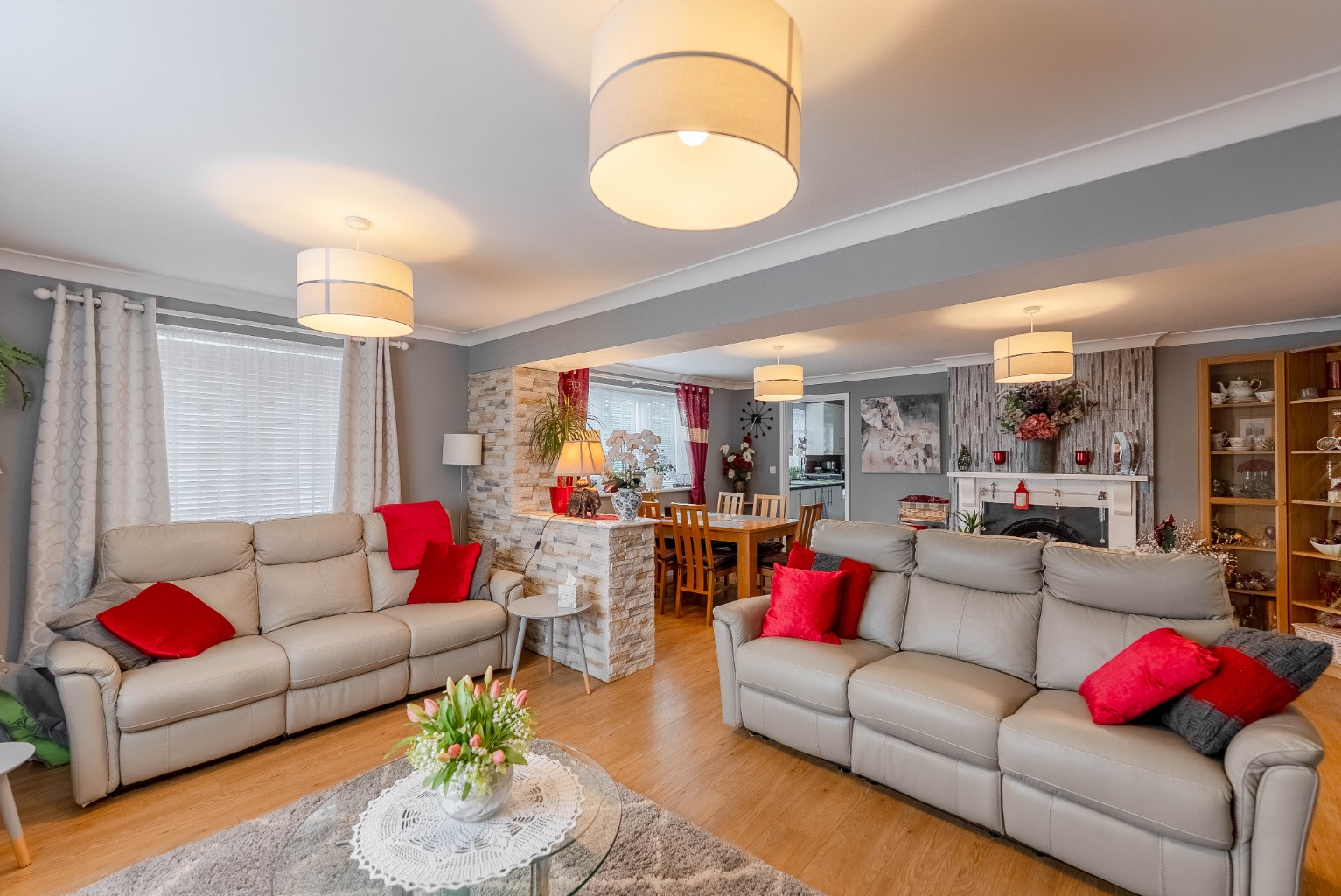 4 bed detached bungalow for sale in Butts Close, Cambridgeshire 2