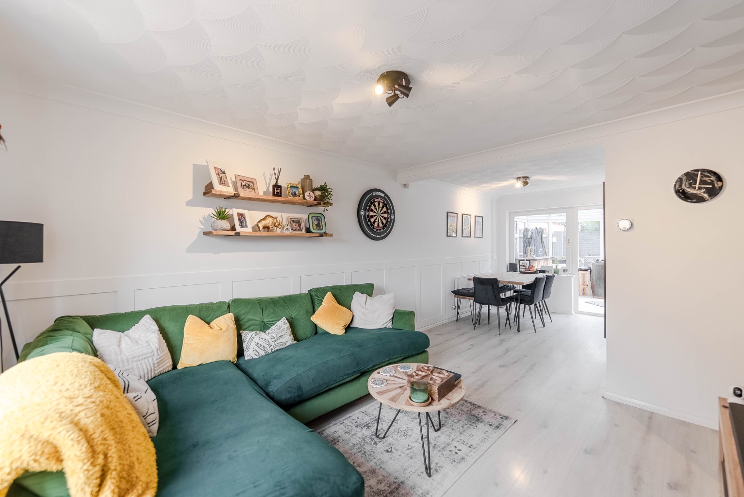 3 bed end of terrace house for sale in Godmanchester, Cambridgeshire  - Property Image 2
