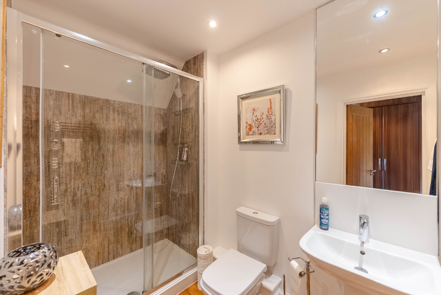 3 bed detached house for sale in The Green, Huntingdon 9