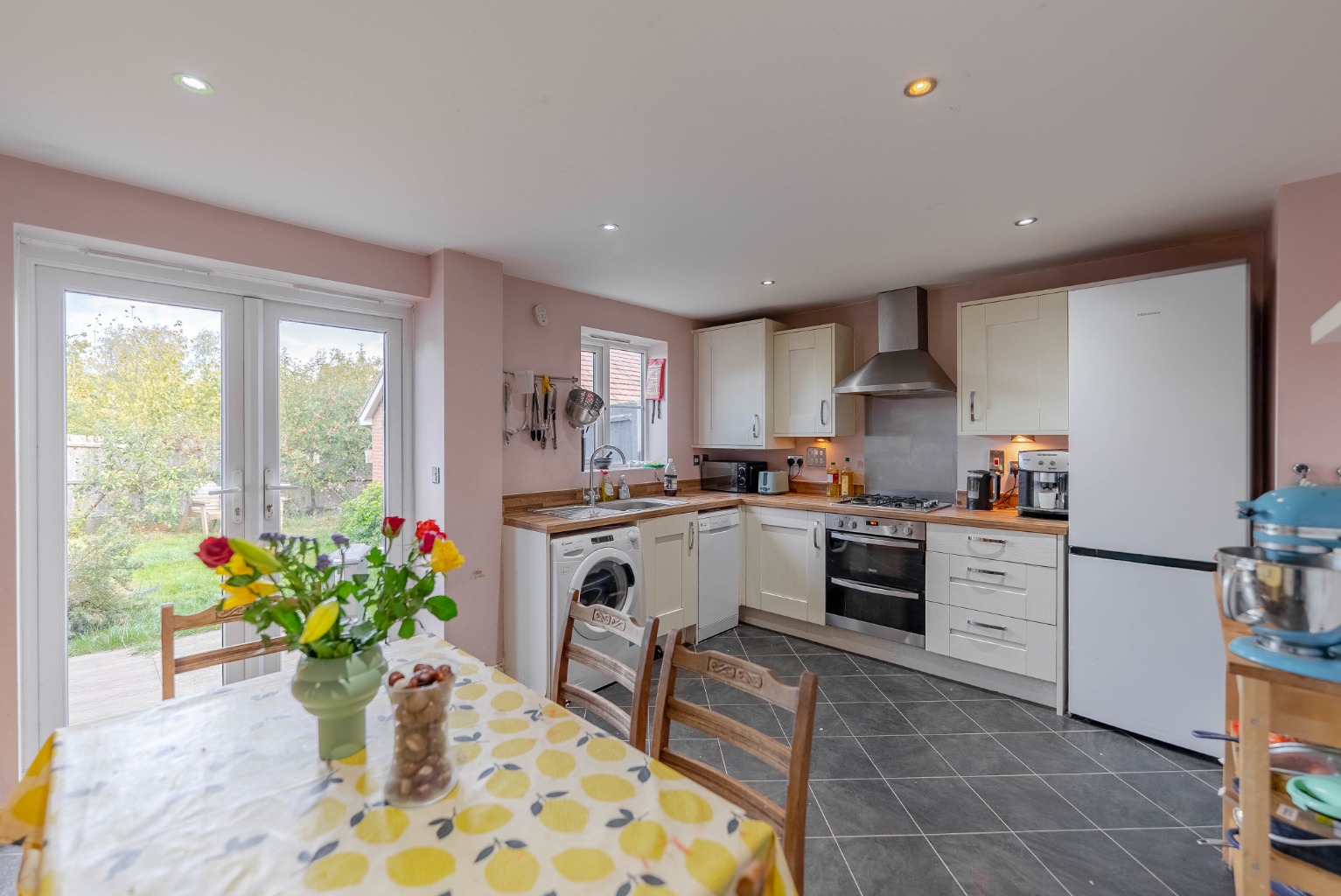 3 bed semi-detached house for sale in St John's Lane, Cambridge 2