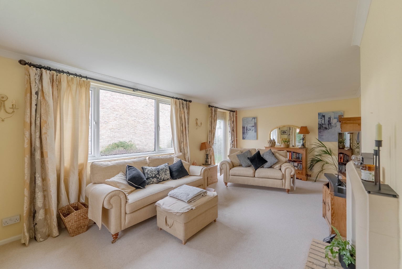 3 bed detached house for sale in Langley Way, Cambridgeshire 6