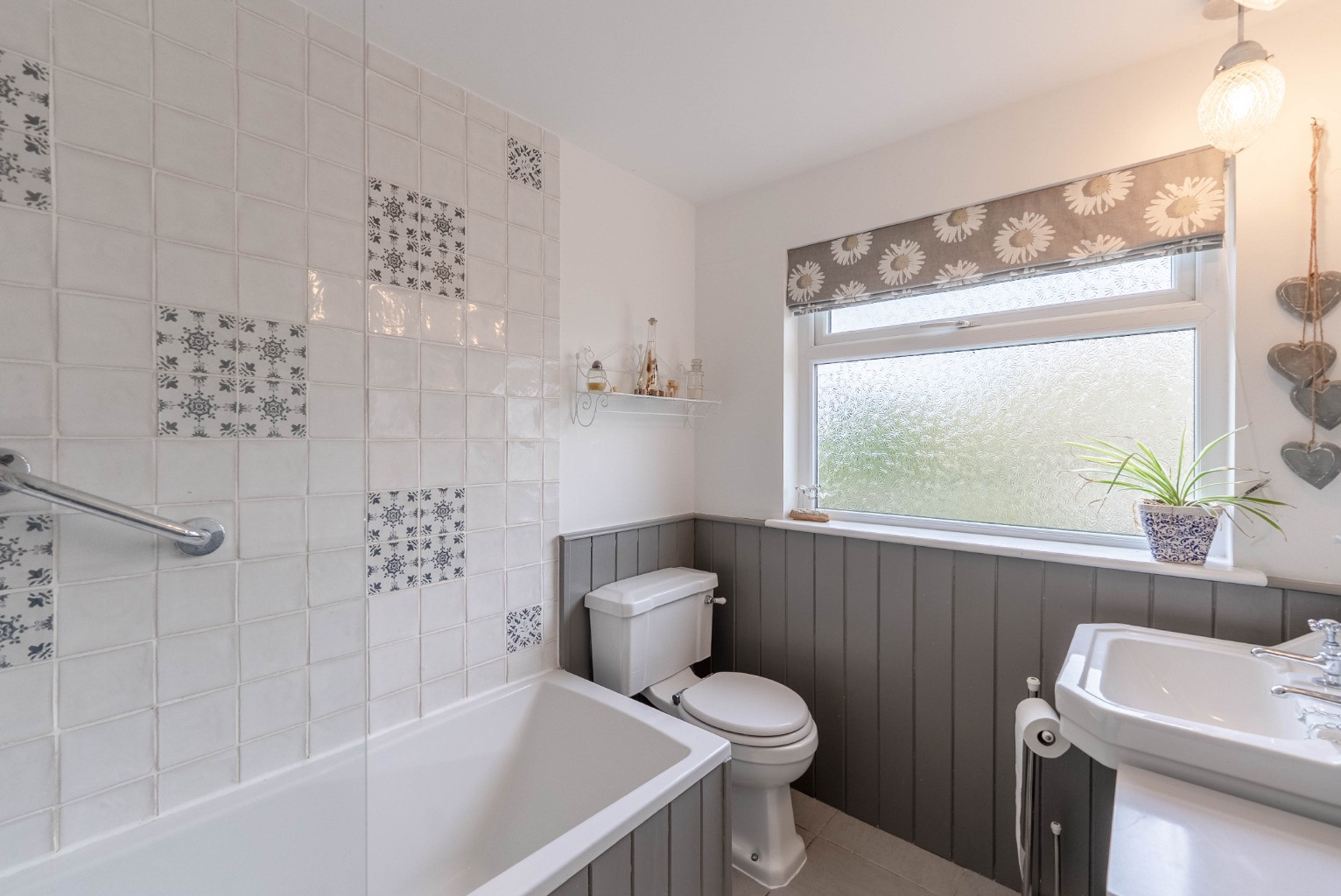 3 bed detached house for sale in Langley Way, Cambridgeshire  - Property Image 19