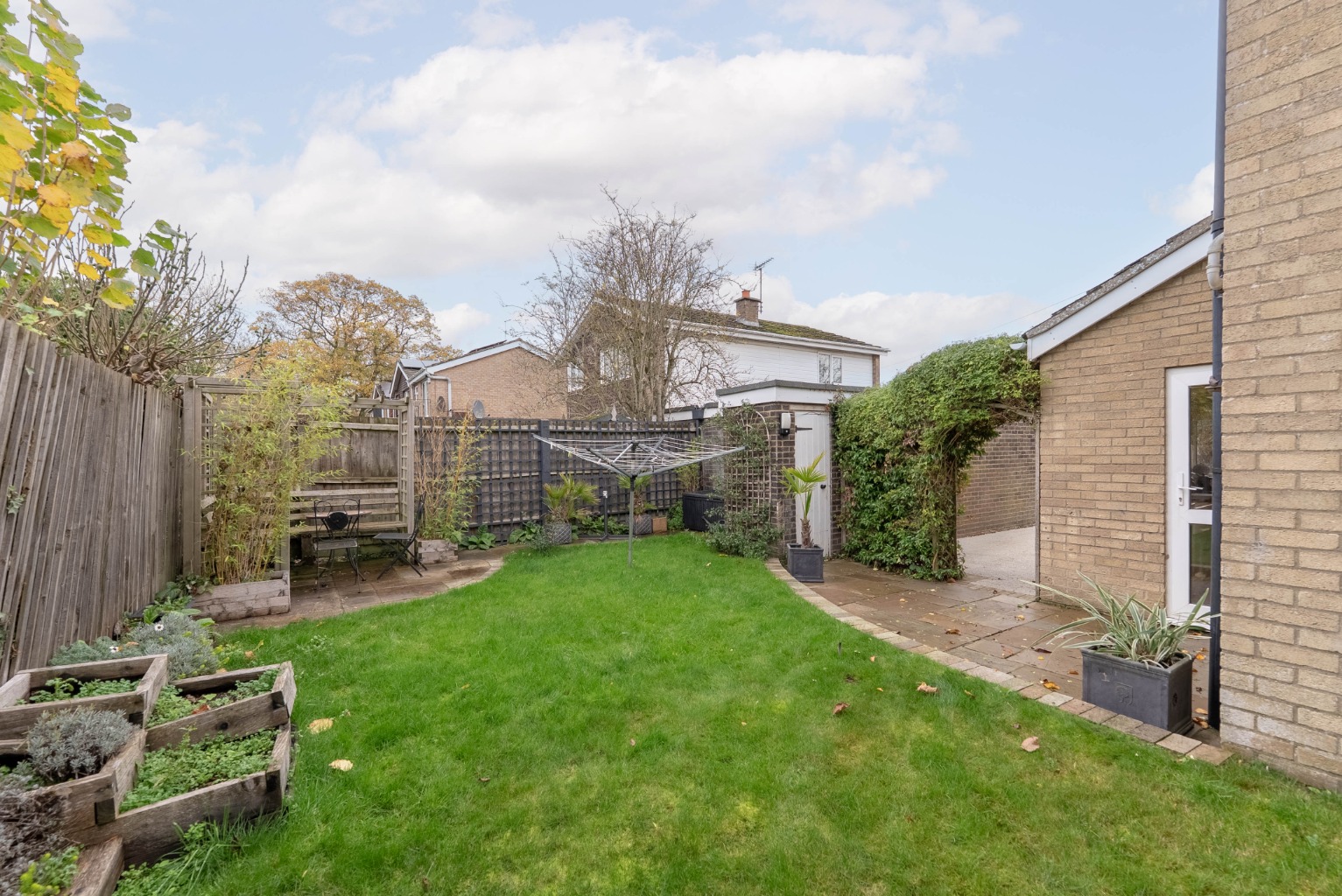 3 bed detached house for sale in Langley Way, Cambridgeshire  - Property Image 20