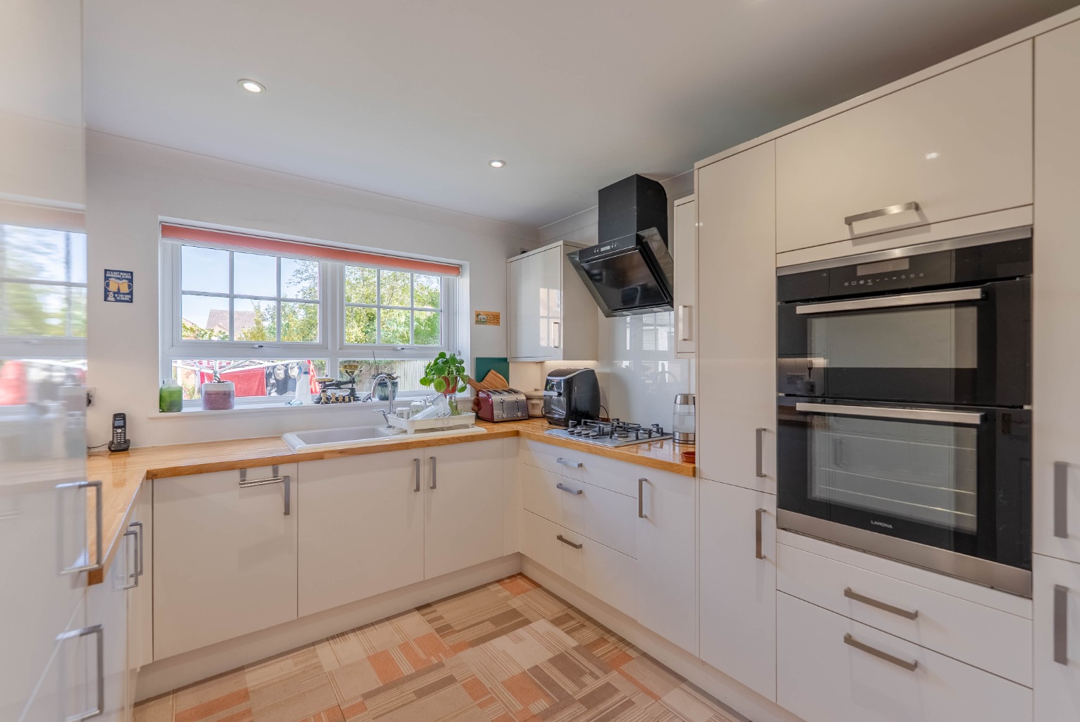 4 bed detached house for sale in Scholars Avenue, Huntingdon 2