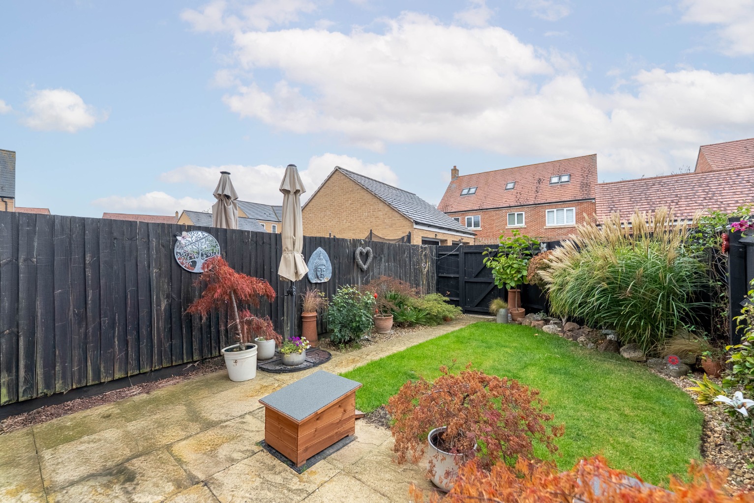 4 bed end of terrace house for sale in Summer's Hill Drive, Cambridge 14