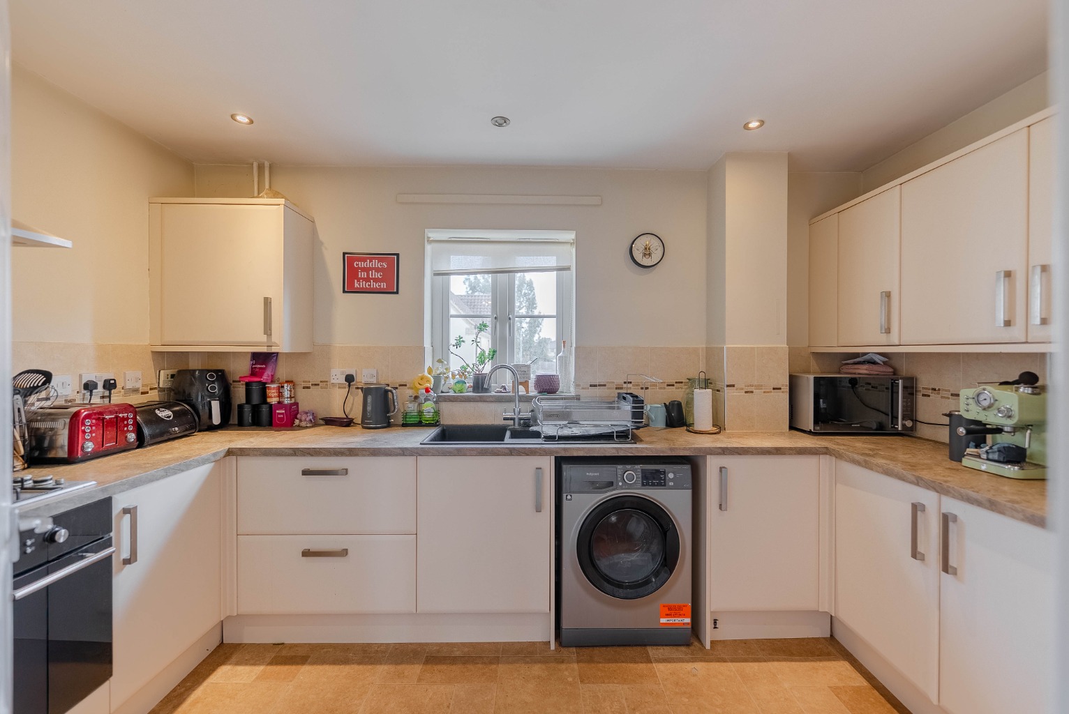 2 bed maisonette for sale in Roman Way, Cambridgeshire  - Property Image 3