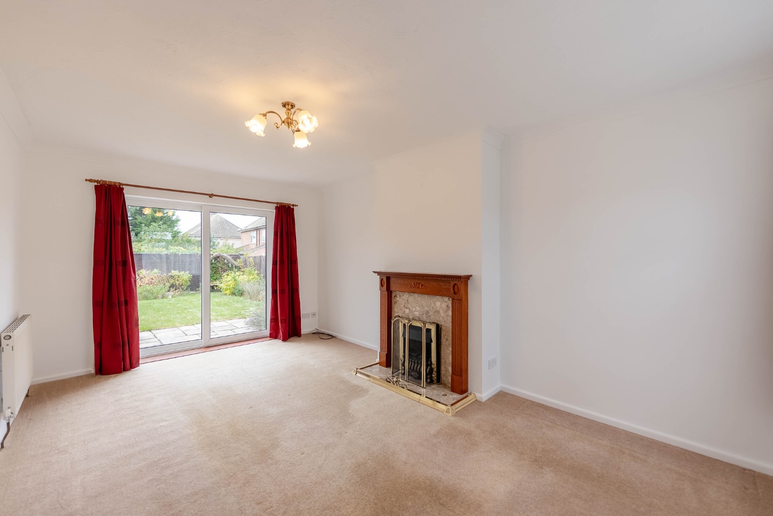2 bed detached bungalow for sale in Arundel Road, Huntingdon  - Property Image 2