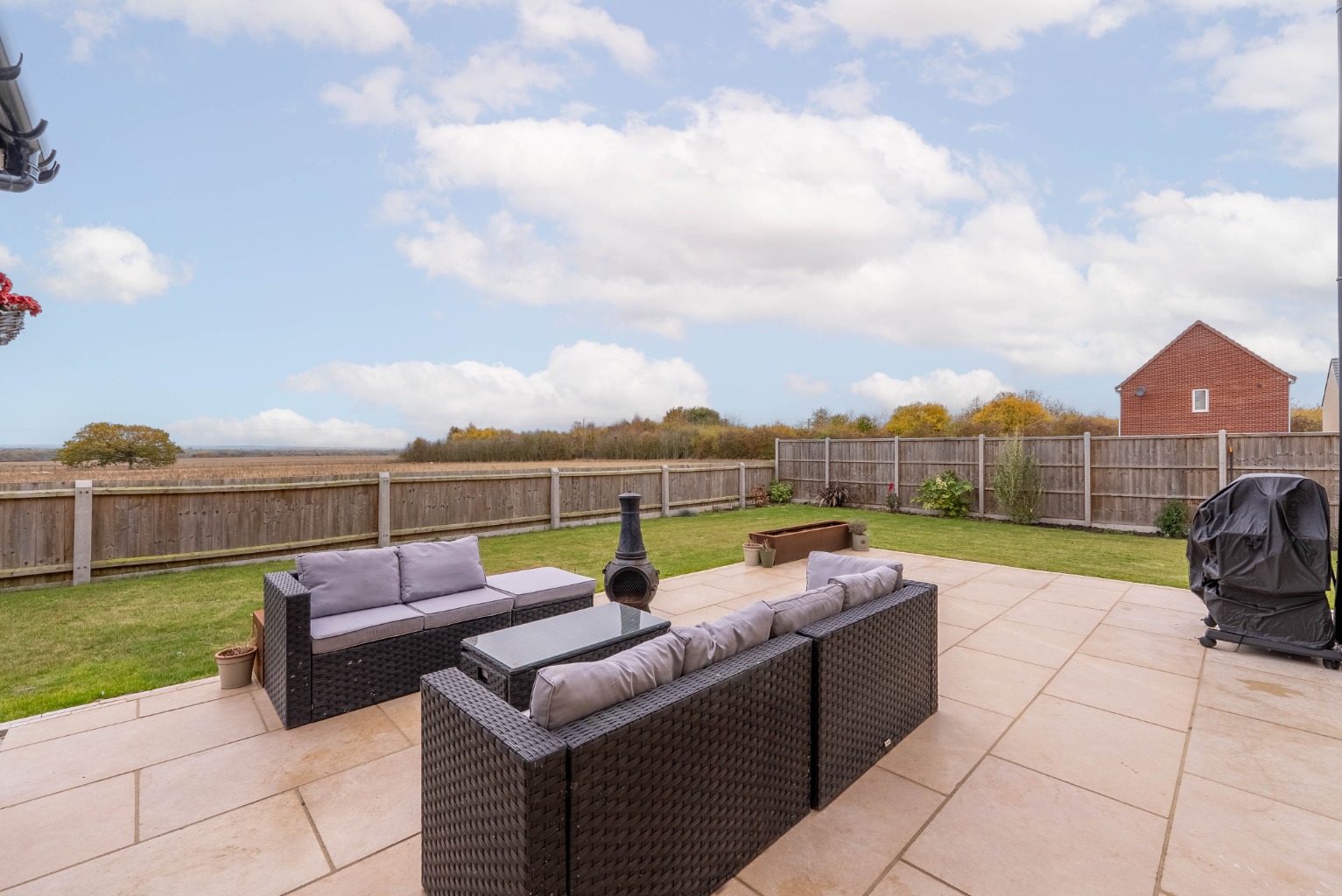 4 bed detached house for sale in Meridian Close, Cambridgeshire  - Property Image 23