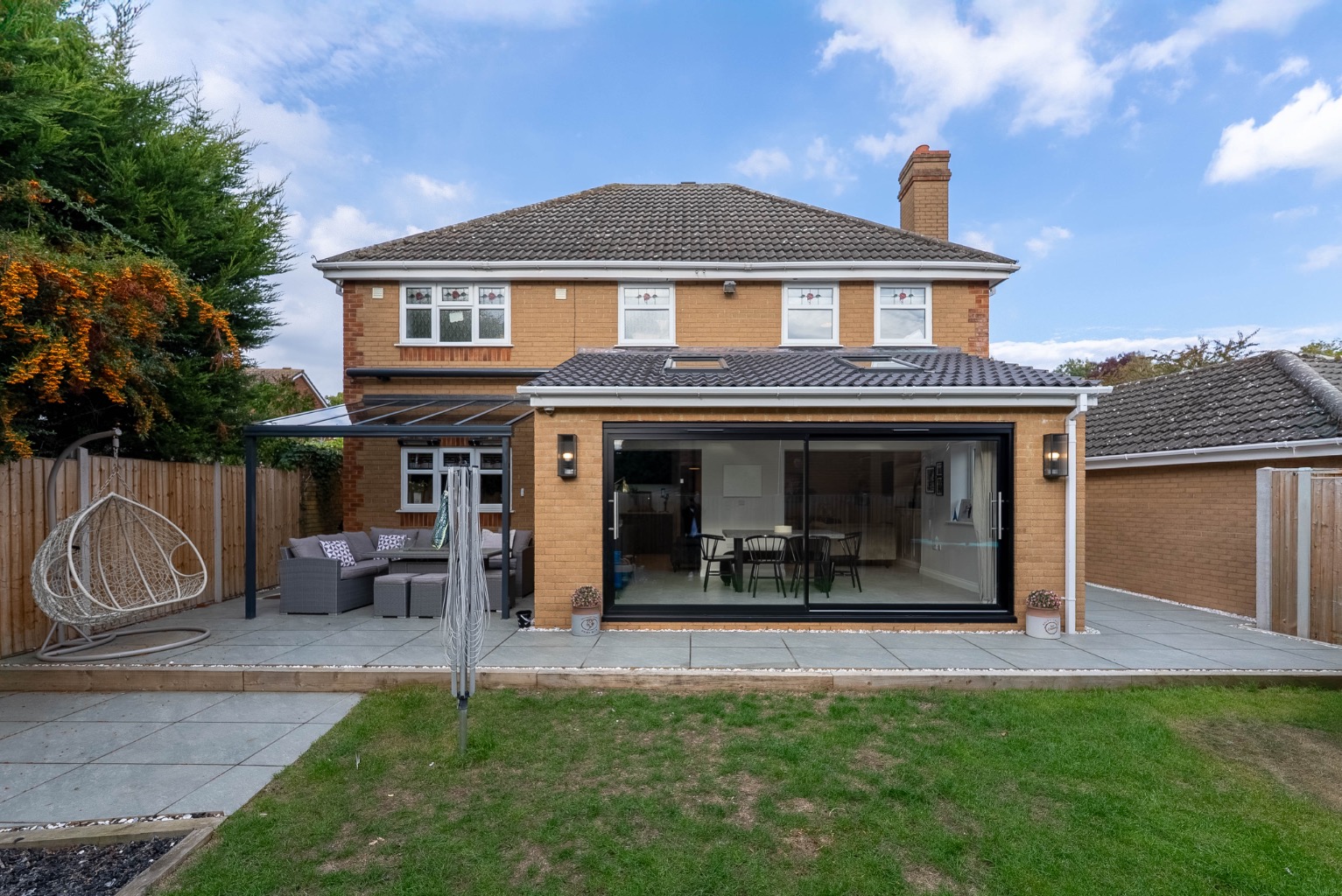 4 bed detached house for sale in Snowdonia Way, Huntingdon 17